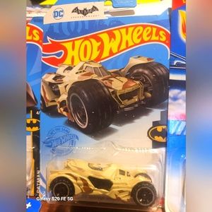 Batman Hotwheels Blue Tops